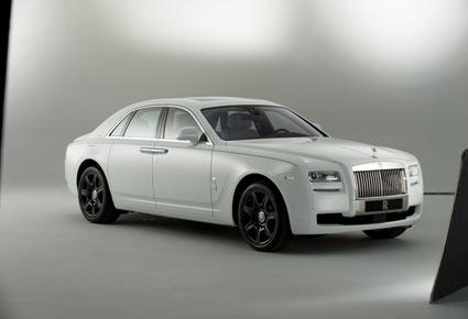 المملكة العربية السعودية تستقبل سيّارة رولز-رويس جوست من فئة "الأبيض والاسود"